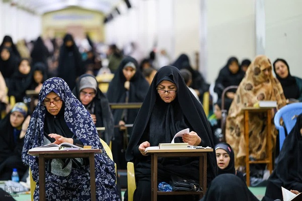 مراسم احیای شب بیست و یکم ماه مبارک رمضان در مصلای امام(ره) تبریز‎