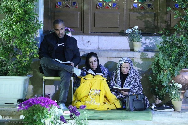 احیای شب بیست و سوم ماه رمضان در شیراز