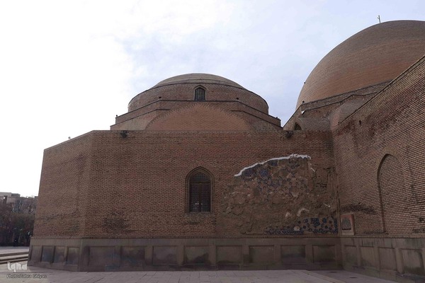 مسجد کبود تبریز، نگین فیروزه جهان اسلام