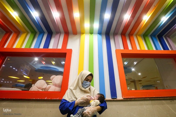 شوق زندگی در شیرخوارگاه حضرت آمنه(س)