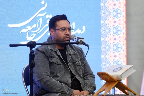 سیدجواد حسینی در دهمین دیدار نوروزی جامعه قرآنی در ایکنا_۲