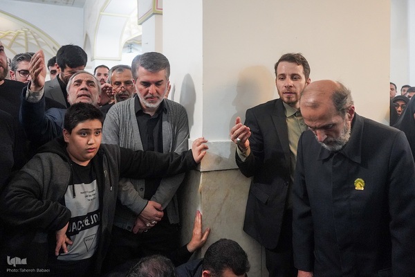 مراسم خاک سپاری خادم‌القرآن عبدالرسول عبایی