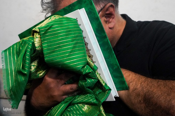 مراسم خاک سپاری خادم‌القرآن عبدالرسول عبایی