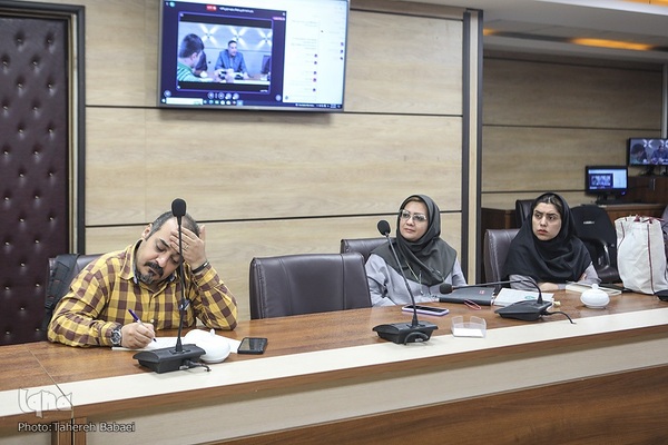 نشست بررسی کتاب ایرانیان و رویای قرآن پارسی