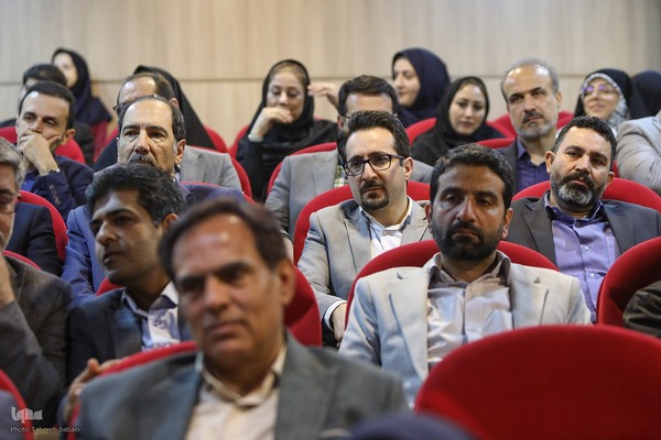 مراسم تکریم و معارفه روسای پیشین و جدید جهاد دانشگاهی