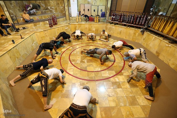 آیین پهلوانی در گود زورخانه