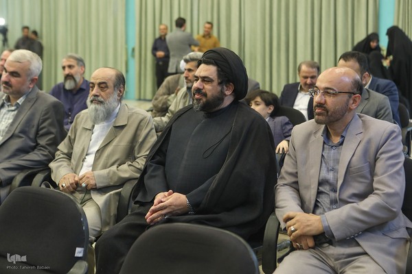 گردهمایی جامعه قرآنی در فراق استاد عبدالرسول عبایی