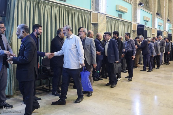 گردهمایی جامعه قرآنی در فراق استاد عبدالرسول عبایی