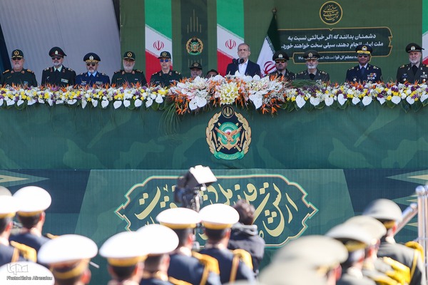 مراسم رژه روز ارتش