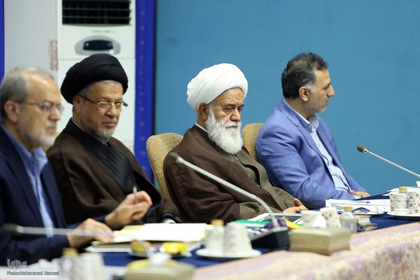 جلسه شورای عالی انقلاب فرهنگی