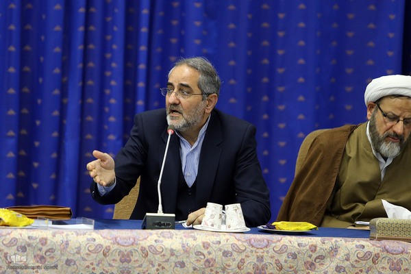 جلسه شورای عالی انقلاب فرهنگی