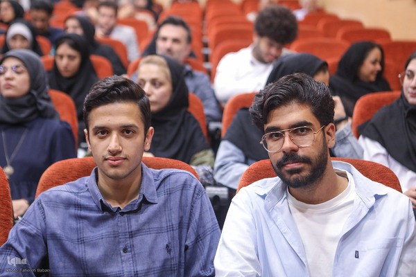 پایان مرحله منطقه‌ای مسابقات مناظره دانشجویان در واحد صنعتی شریف