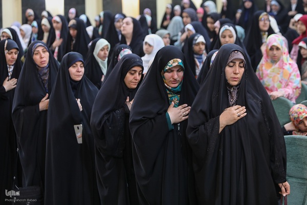 دورهمی دختران قرآنی در فرهنگسرای قرآن