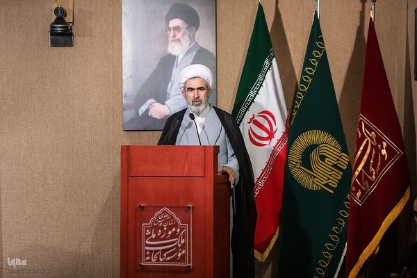 حجت‌الاسلام والمسلمین ابوالقاسم مقیمی حاجی دبیر کل همایش بین‌المللی یکصدمین سالگشت بازتأسیس حوزه علمیه قم