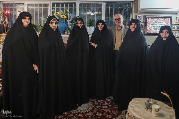 جشن روز معلم در جلسه آموزشی سیدمحسن موسوی‌بلده