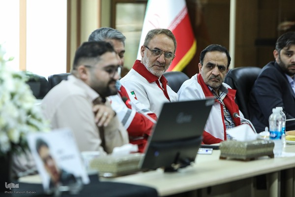 نشست خبری رئیس جمعیت هلال احمر