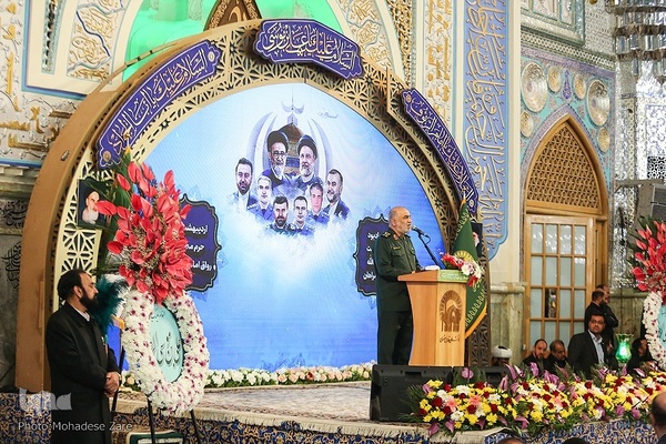 مراسم گرامیداشت سالگرد شهدای پرواز در حرم رضوی