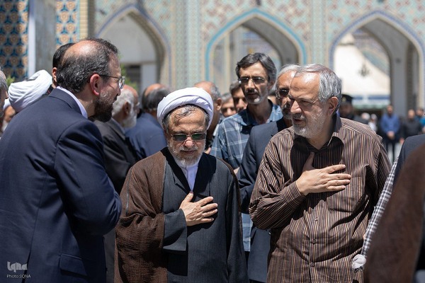 مراسم تشییع محمدحسین حشمت‌پور در حرم رضوی