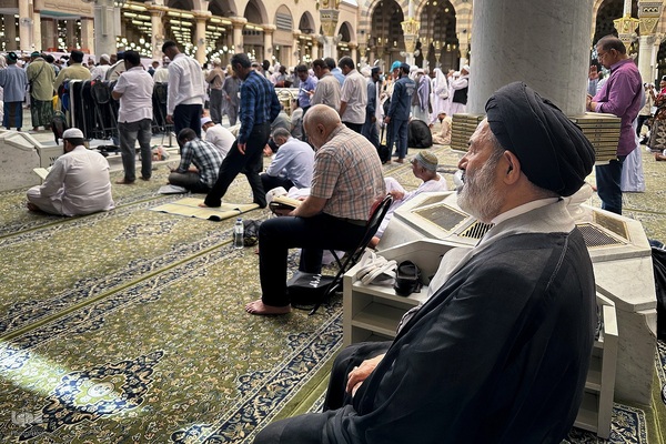 نماز جماعت در مسجد النبی