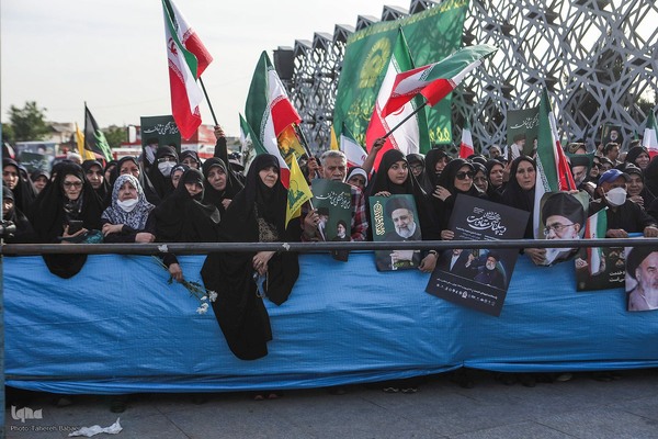 اجتماع مردمی شهدای خدمت، خادمان حرم ایران