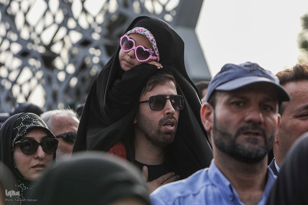 اجتماع مردمی شهدای خدمت، خادمان حرم ایران