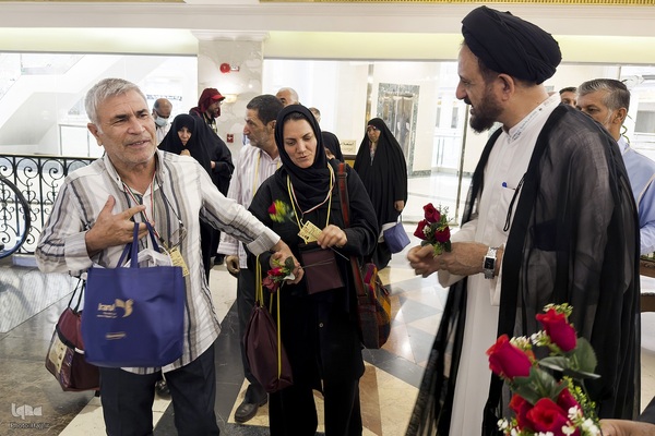 ورود کاروان جانبازان به مدینه النبی
