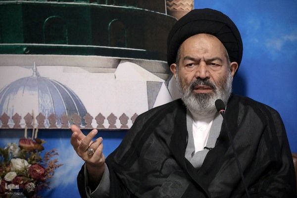 دیدار قاریان گروه نور حج تمتع ۱۴۰۴ با نماینده ولی فقیه در امور حج و زیارت