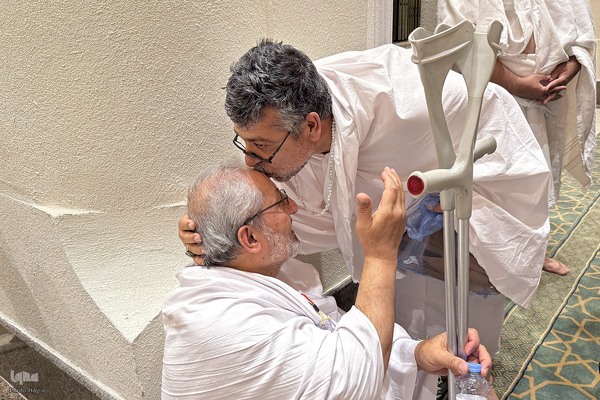 کاروان ویژه جانبازان احرام بستند و عازم بیت الله الحرام شدند