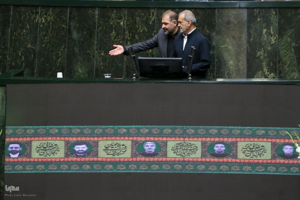 مراسم بزرگداشت شهید جمهور و دیگر شهدای خدمت