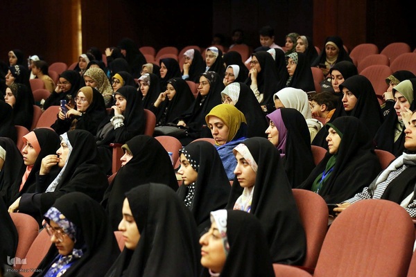 آئین اختتامیه بخش آوایی خواهران بیست و نهمین جشنواره قرآن وعترت وزارت بهداشت در زنجان