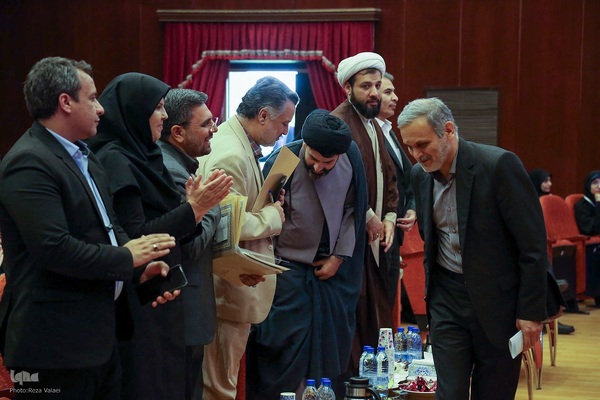 آئین اختتامیه بخش آوایی خواهران بیست و نهمین جشنواره قرآن وعترت وزارت بهداشت در زنجان