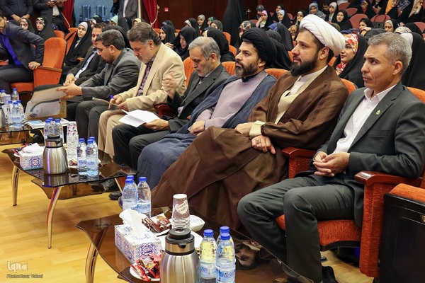 آئین اختتامیه بخش آوایی خواهران بیست و نهمین جشنواره قرآن وعترت وزارت بهداشت در زنجان