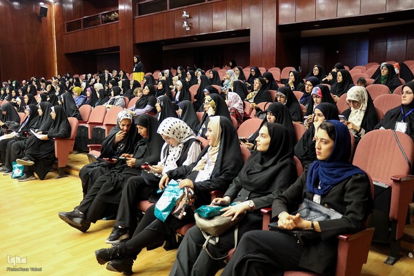 آئین اختتامیه بخش آوایی خواهران بیست و نهمین جشنواره قرآن وعترت وزارت بهداشت در زنجان