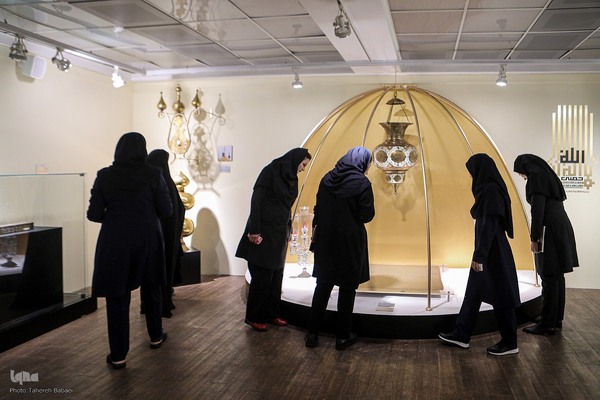 افتتاح نمایشگاه فرنود هشت