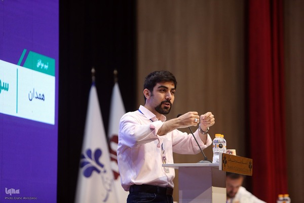 بخش نهایی سیزدهمین دوره مسابقات ملی مناظره دانشجویان ایران