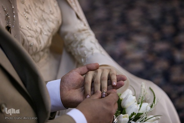 زیر سایه ضریح