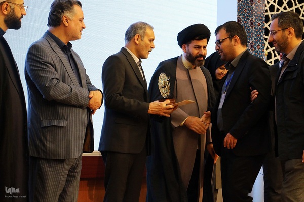 اختتامیه جشنواره قرآن و عترت وزارت بهداشت در زنجان