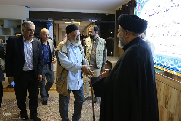 مراسم شعرخوانی آئینی به‌مناسبت رحلت امام خمینی (ره)