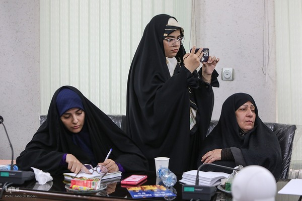میزگرد علمی «خانواده‌محوری و مسئله مهریه» از منظر حقوقی و جامعه‌شناختی