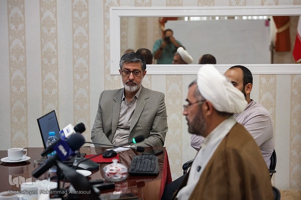 شست «حضرت علی(ع) از واقعیت تاریخی تا امام اسطوره‌ای» در مشهد