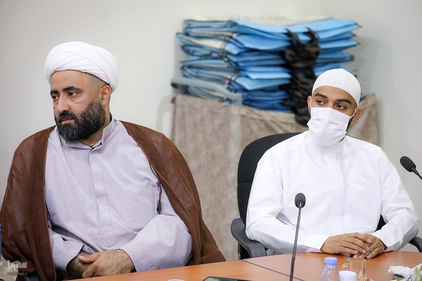 دیدار اعضای کاروان قرآنی نور با نماینده ولی‌فقیه در امور حج و زیارت