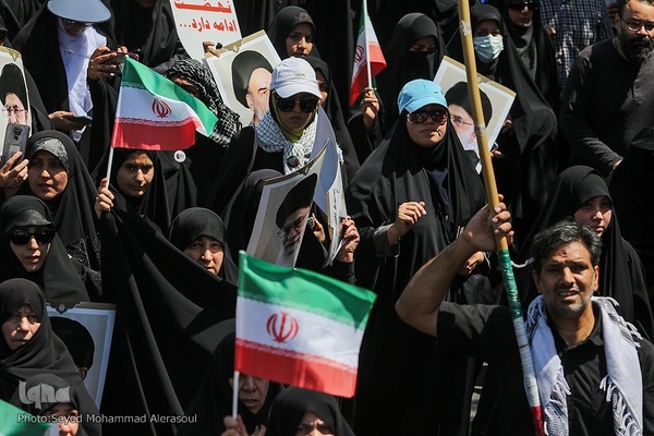 اجتماع مردم مشهد در محکومیت حمله اسرائیل به ایران