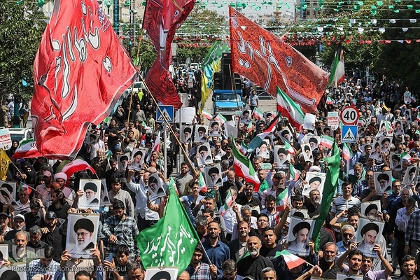 اجتماع مردم مشهد در محکومیت حمله اسرائیل به ایران