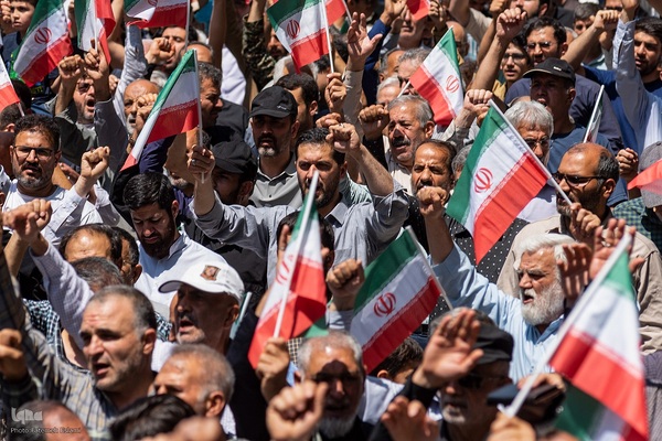 راهپیمایی مردم کرج علیه تهاجم رژیم صهیونیستی