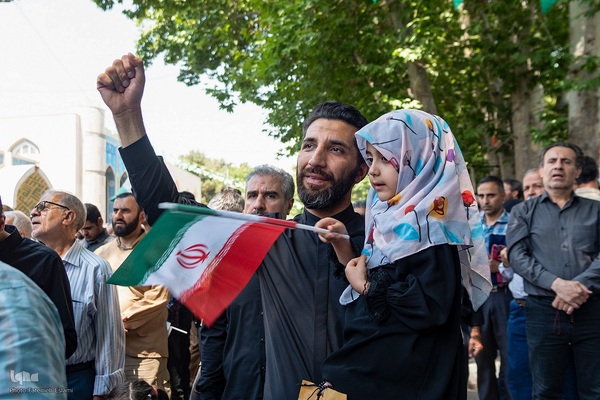 راهپیمایی مردم کرج علیه تهاجم رژیم صهیونیستی