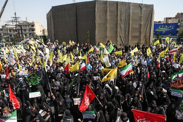 راهپیمایی مردم تهران علیه تهاجم رژیم صهیونیستی