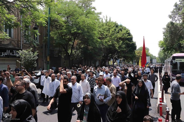 راهپیمایی مردم تبریز علیه تهاجم رژیم صهیونیستی