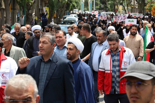 راهپیمایی مردم تبریز علیه تهاجم رژیم صهیونیستی