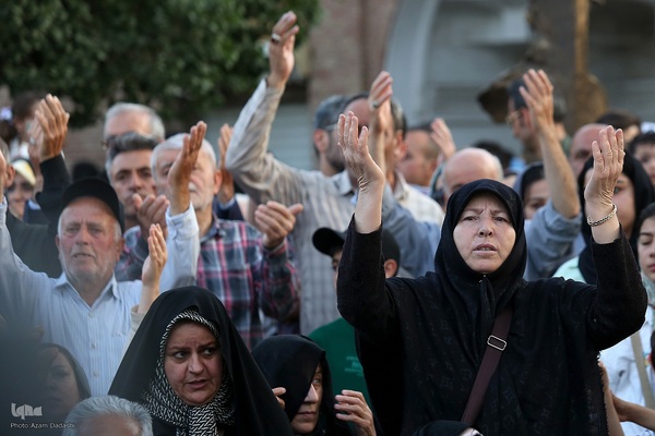 اجتماع بزرگ مردم قزوین در غدیر