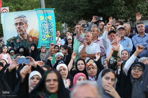 اجتماع بزرگ مردم قزوین در غدیر